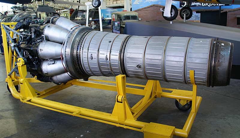 Illustration for article titled Russia Straps A Jet Engine To A Tractor To Clean Carrier Decks